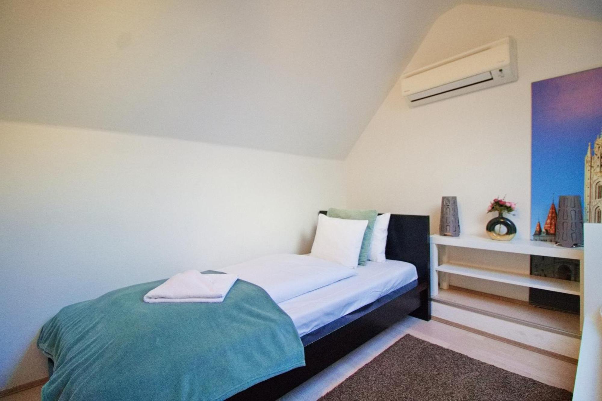 Premium Buda Castle Apartment Budapest Exterior photo
